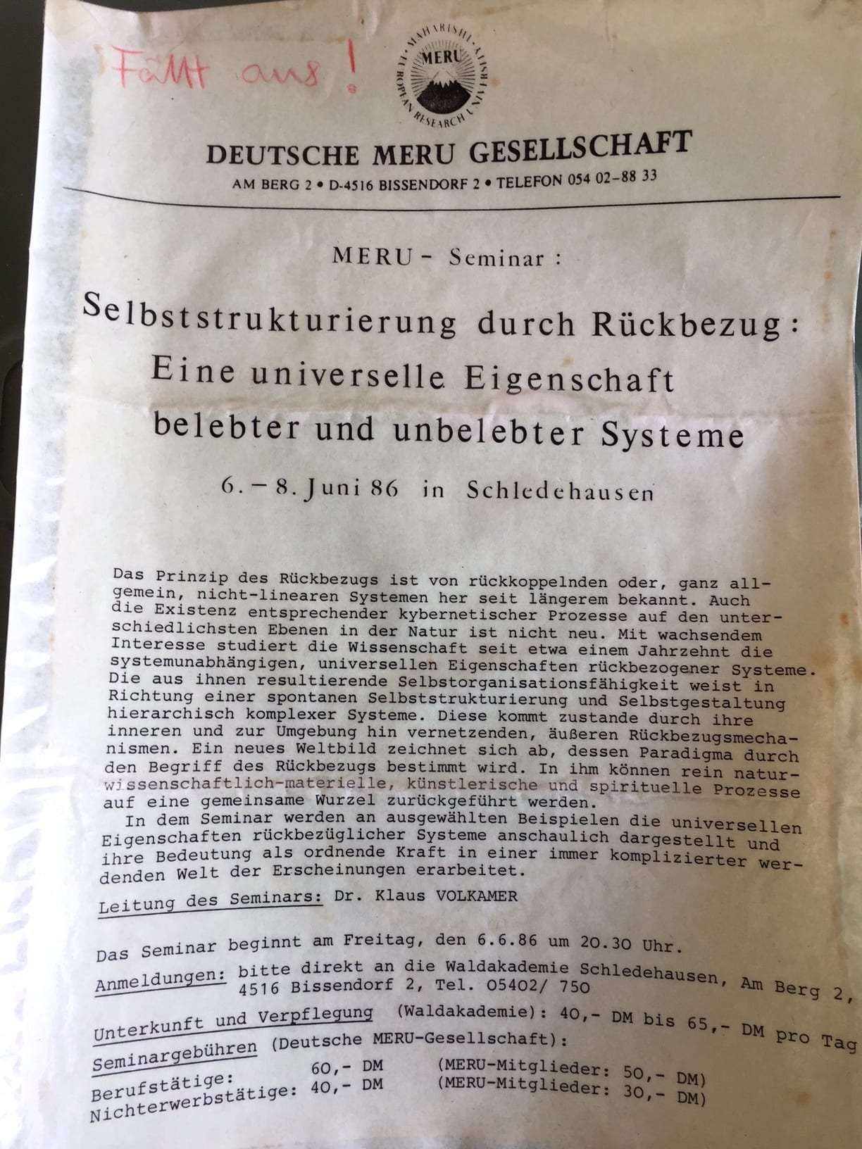 Seminarblatt der Deutschen MERU-Gesellschaft von 1986 zum Thema «Selbststrukturierung durch Rückbezug», oben handschriftlich «Fällt aus!»